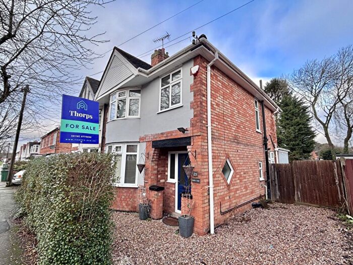 3 Bedroom Semi-Detached House For Sale In Westview Avenue, Glen Parva, Leicester, Leicestershire., LE2