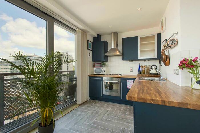 2 Bedroom Apartment To Rent In **£pppw Excluding Bills** Cranbrook House, Nottingham, NG1