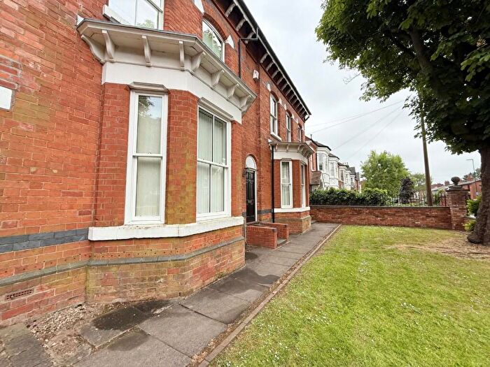 2 Bedroom Apartment To Rent In Greenfield Road, Harborne, B17