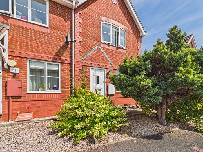 2 Bedroom End Terrace House To Rent In Vine Way, Tewkesbury, Gloucestershire, GL20