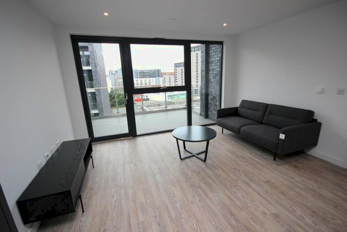 2 Bedroom Flat To Rent In Potato Wharf, Manchester, M3