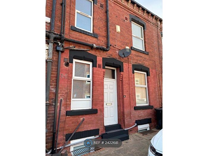 3 Bedroom Terraced House To Rent In Granby Street, Leeds, LS6