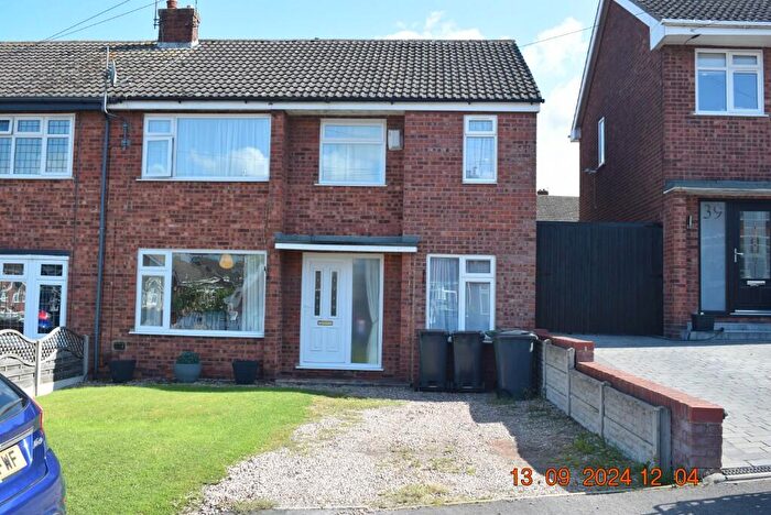 5 Bedroom Detached House To Rent In Berwyn Way, Nuneaton, Warwickshire, CV10