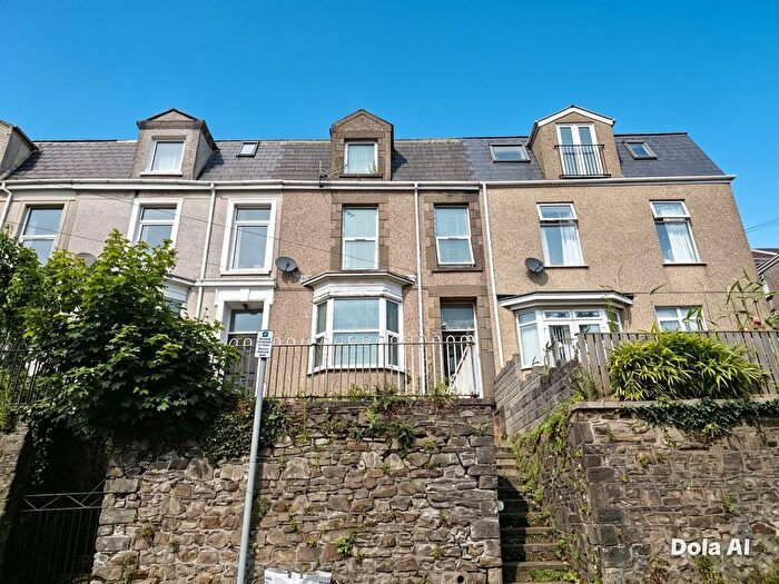 4 Bedroom Terraced House For Sale In Woodlands Terrace, Swansea, City And County Of Swansea., SA1