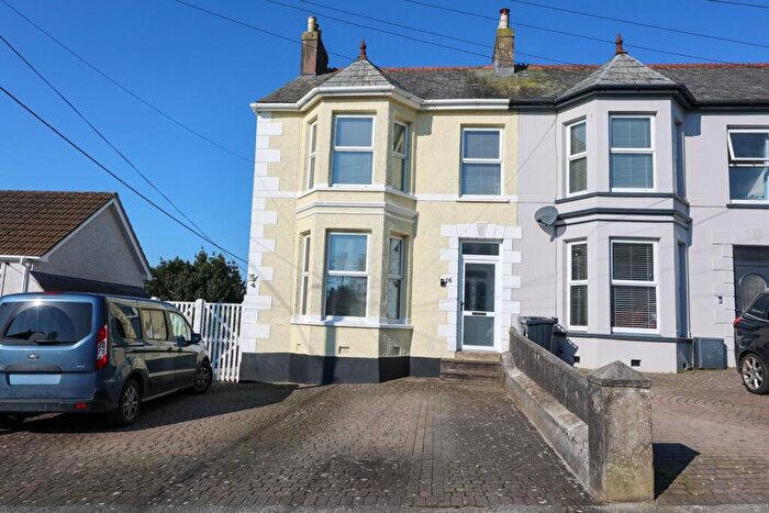 4 Bedroom End Of Terrace House For Sale In Highfield Avenue, St Austell, PL25