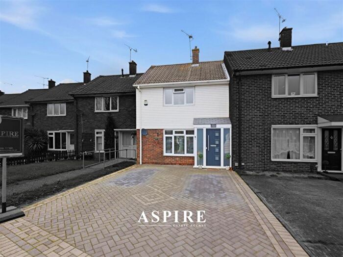 2 Bedroom Terraced House For Sale In The Knares, Lee Chapel South, SS16