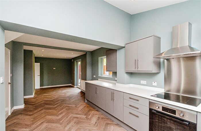 3 Bedroom Semi-Detached House To Rent In Arrow Road, Walsall, WS3