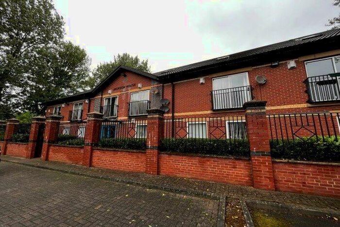 1 Bedroom Flat To Rent In Aspen Drive, Middlesbrough, TS5