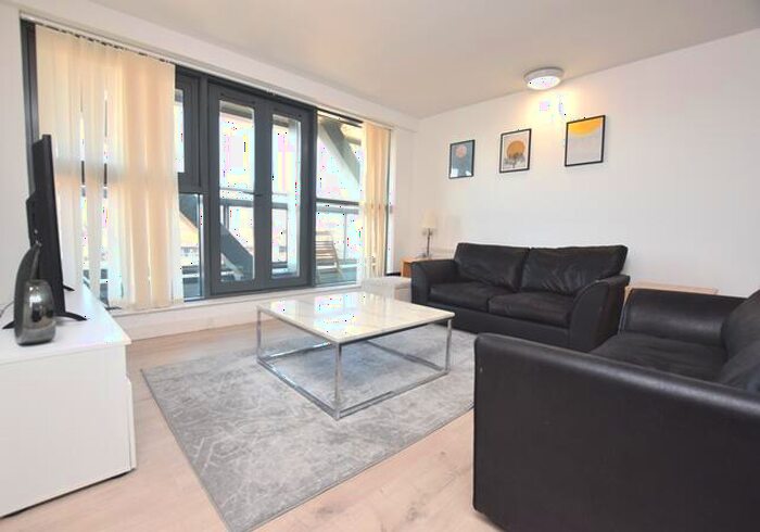 2 Bedroom Apartment To Rent In West One Tower, Cavendish Street, S3