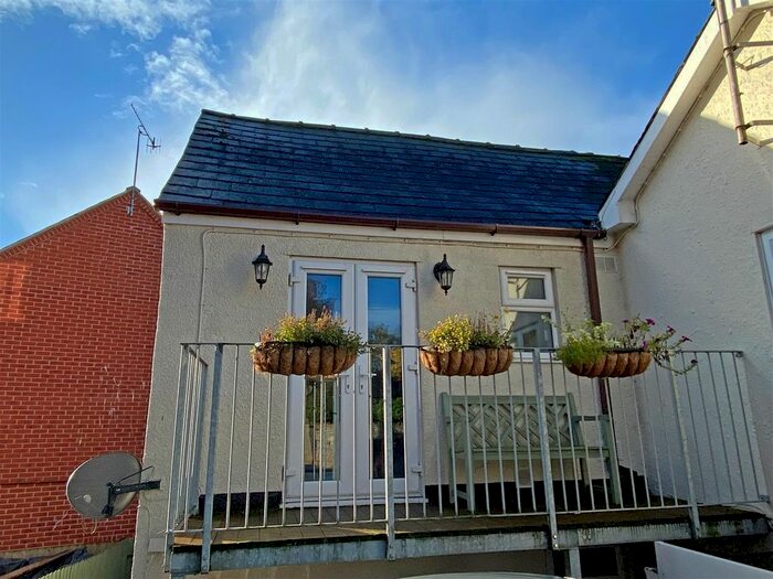 1 Bedroom End Of Terrace House To Rent In Westward Road, Ebley, Stroud, GL5