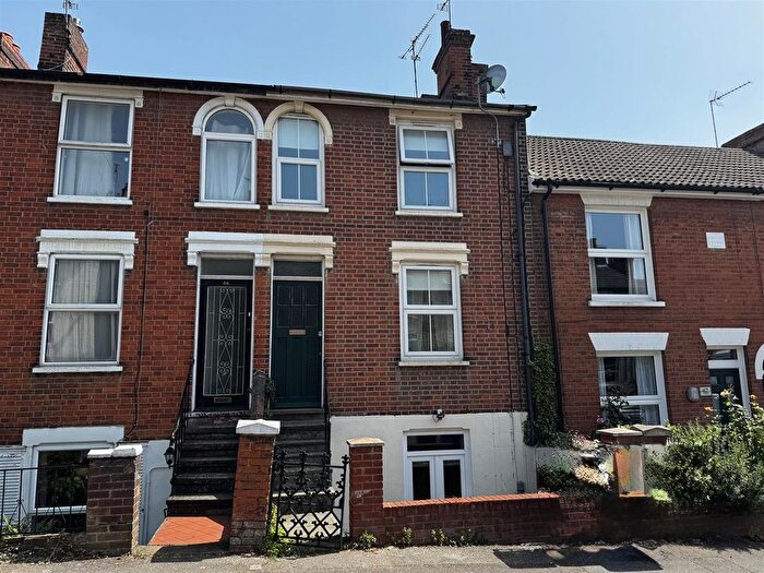 3 Bedroom Terraced House For Sale In Hervey Street, Ipswich, IP4