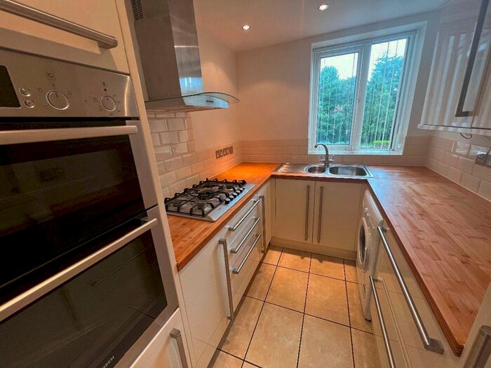 2 Bedroom Flat To Rent In Christchurch Road, Bournemouth, BH1