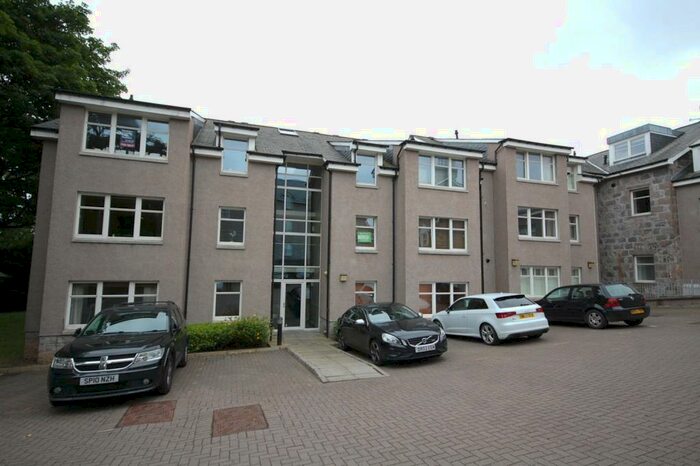 2 Bedroom Flat To Rent In Polmuir Road, Ferryhill, Aberdeen, AB11