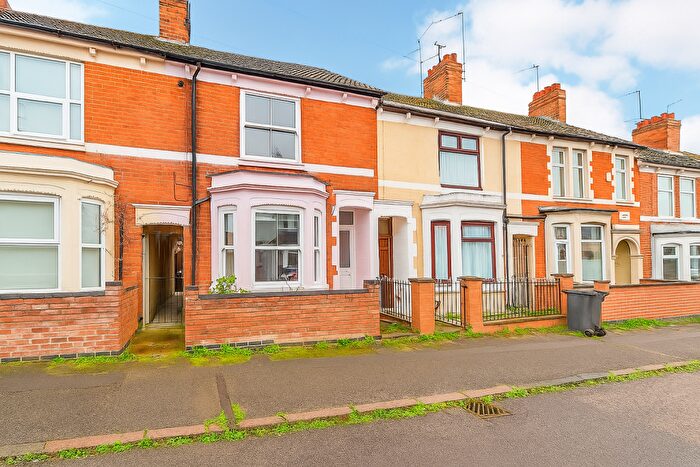 3 Bedroom Terraced House To Rent In Charles Street, Kettering, NN16