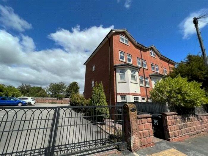 Houses for sale & to rent in CH60 4RP, Dawstone Road, Heswall Wirral