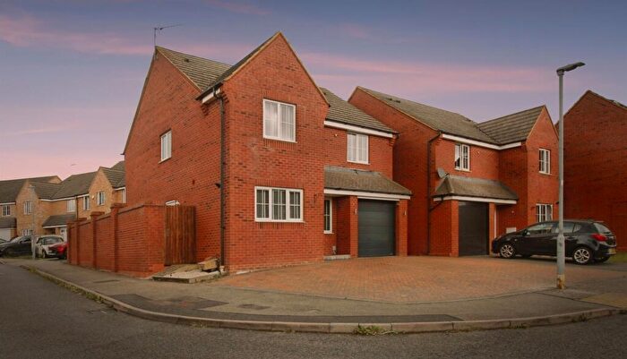 4 Bedroom Detached House For Sale In Flycatcher Road, Corby, NN18