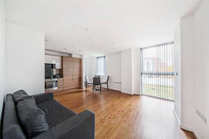 1 Bedroom Flat To Rent In Heybourne Crescent, London, NW9