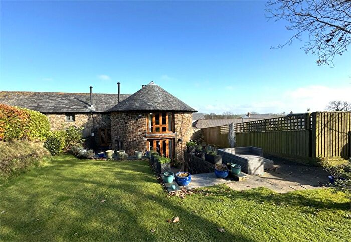 4 Bedroom Character Property For Sale In Lower Town, EX39