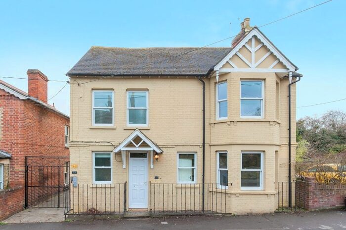 1 Bedroom Studio To Rent In Church Road, Wheatley, Oxford, OX33