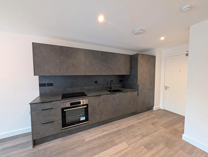 1 Bedroom Apartment To Rent In Berkeley Square, Ordsall Lane, Salford, Lancashire, M5