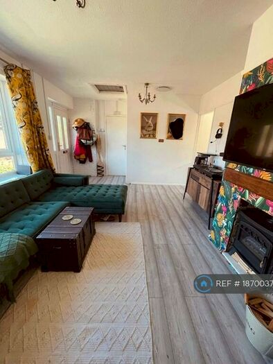 1 Bedroom Bungalow To Rent In Stillers, Chiddingfold, Godalming, GU8