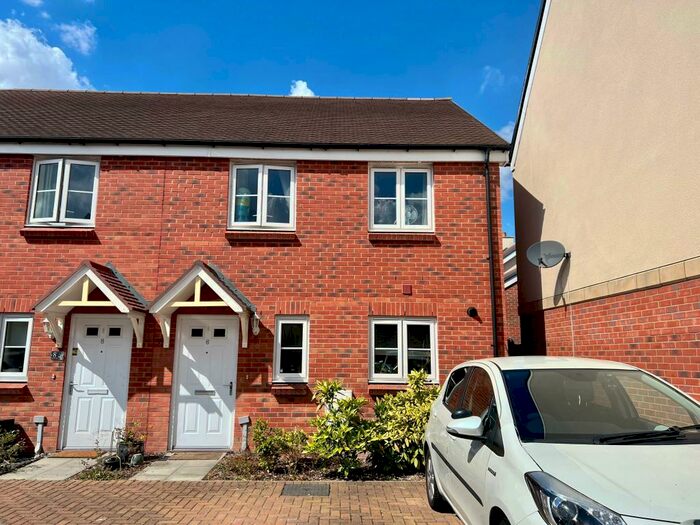3 Bedroom House To Rent In Princess Way, Amesbury, Salisbury, SP4