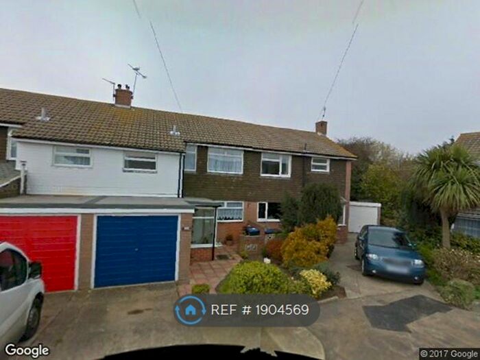 3 Bedroom End Of Terrace House To Rent In Donnahay Road, Ramsgate, CT12