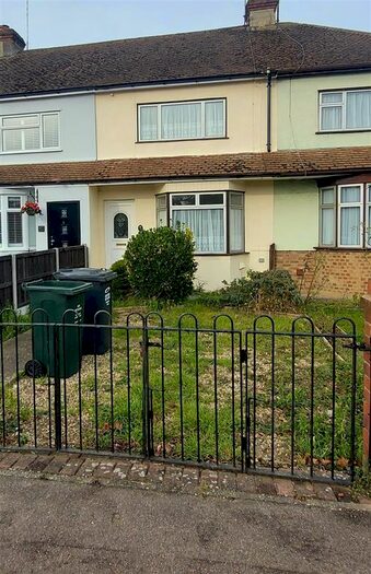 2 Bedroom Terraced House To Rent In Devon Road, South Darenth, Dartford DA4