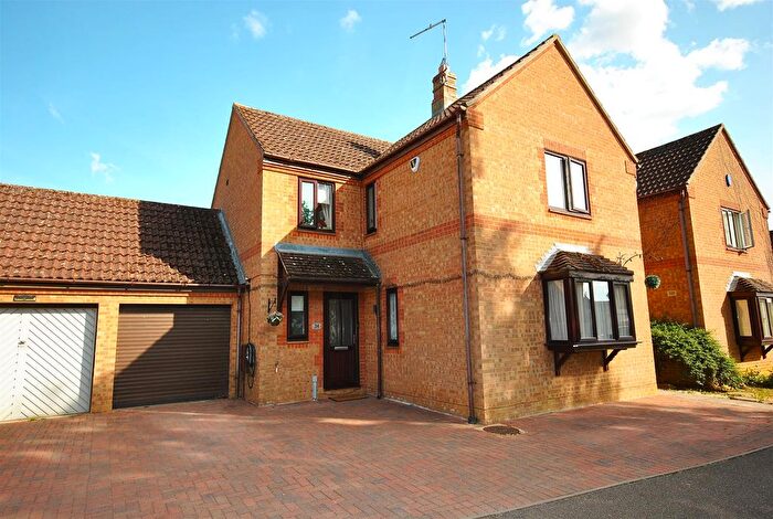 4 Bedroom Detached House For Sale In Pound Lane, Bugbrookr, Northampton, NN7