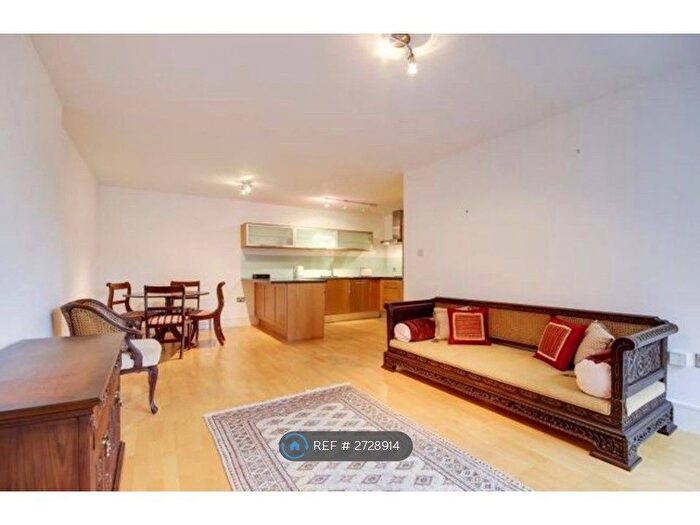 2 Bedroom Flat To Rent In Alexandra Park Road, London, N22