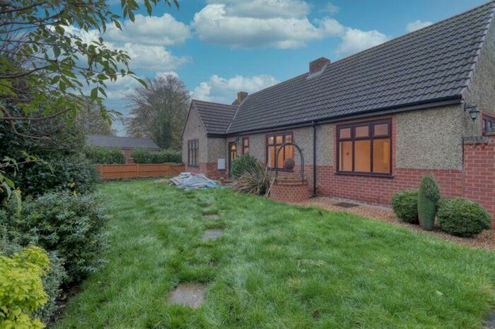 3 Bedroom Detached Bungalow To Rent In Church Street, Scunthorpe, DN17