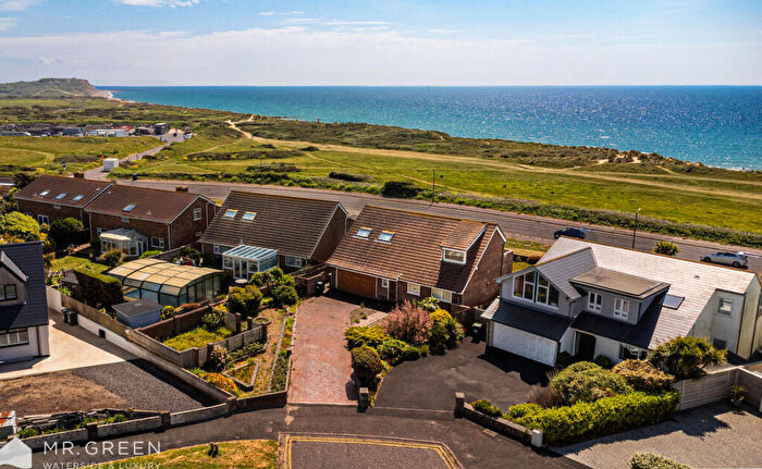 4 Bedroom Chalet For Sale In Clowes Avenue, Hengistbury Head, Stunning Views, BH6