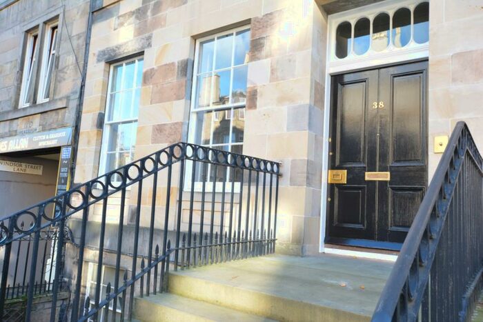 2 Bedroom Flat To Rent In Montgomery Street, New Town, Edinburgh, EH7