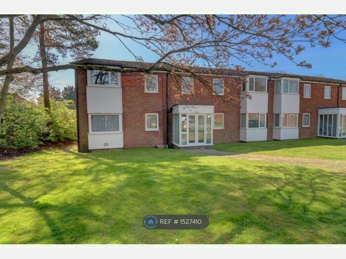 2 Bedroom Flat To Rent In Claydon Court, High Wycombe, HP12