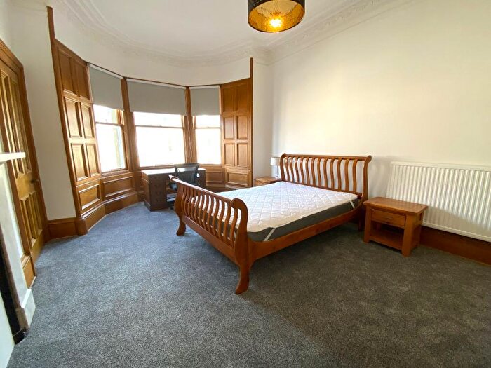 4 Bedroom Flat To Rent In Polwarth Gardens, Polwarth, Edinburgh, EH11