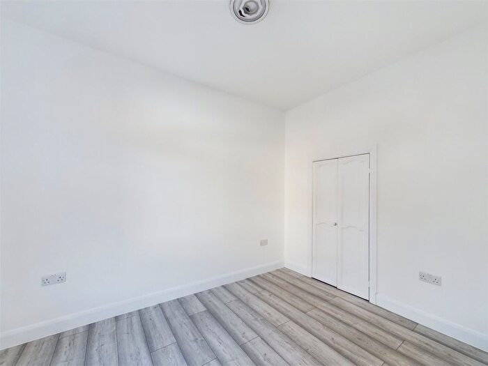 2 Bedroom Terraced House To Rent In Cordwallis Road, Maidenhead, Berkshire, SL6