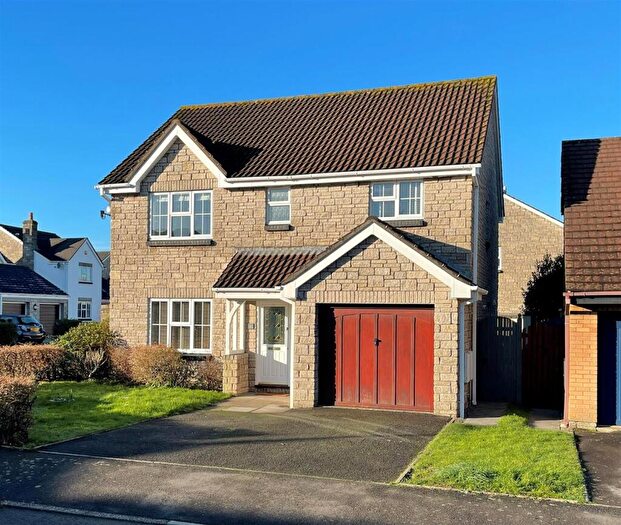 4 Bedroom Detached House To Rent In Clos Y Wiwer, Llantwit Major, CF61