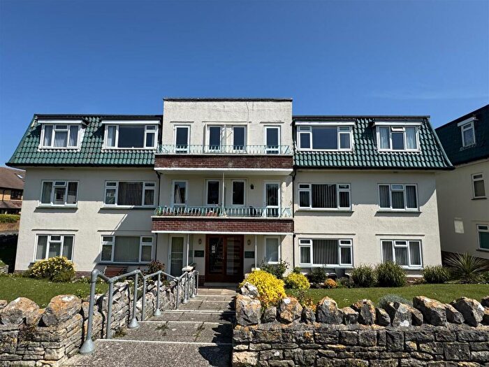 2 Bedroom Apartment To Rent In De Moulham Road, Swanage, BH19