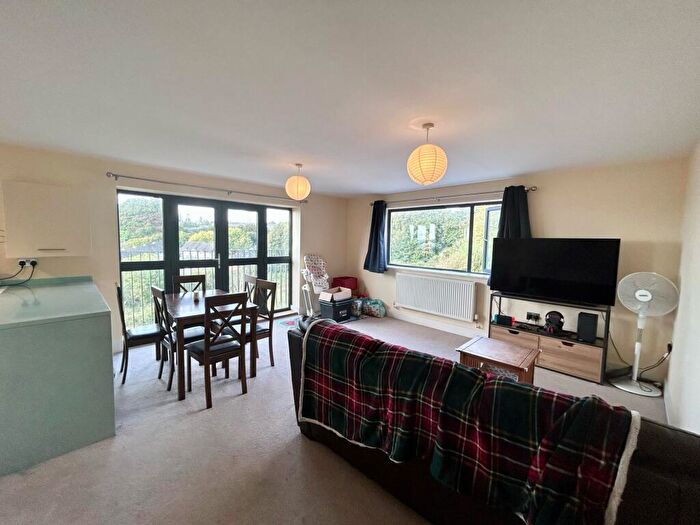 2 Bedroom Flat To Rent In Rivergate View, Budshead Road, Plymouth, PL5
