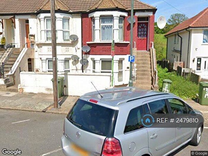 2 Bedroom Flat To Rent In Riverdale Road, Erith, DA8