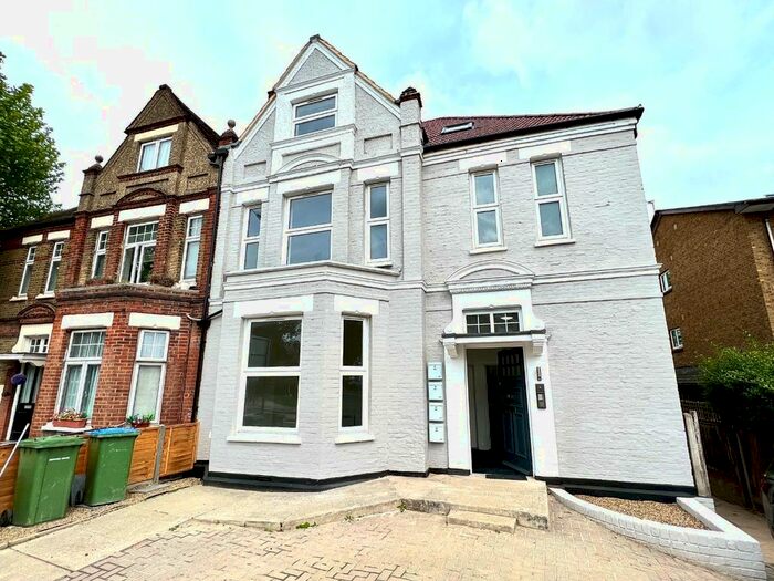 2 Bedroom Flat To Rent In Sidcup Road, Eltham, London, SE9