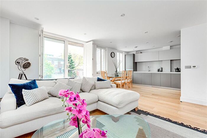 2 Bedroom Flat For Sale In Westmoreland Apartments, Gideon Road, SW11