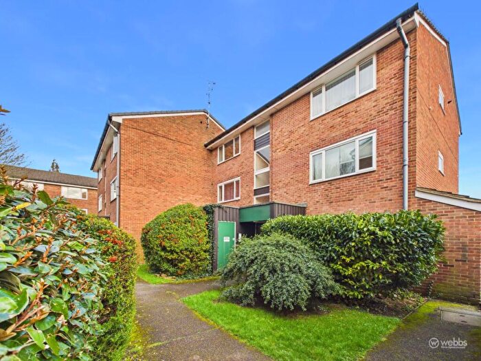 1 Bedroom Flat For Sale In Middlefields, Forestdale, Croydon, CR0