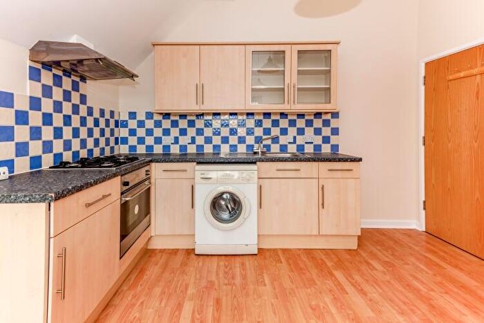 1 Bedroom Apartment To Rent In Magdalen Road, East Oxford, OX4