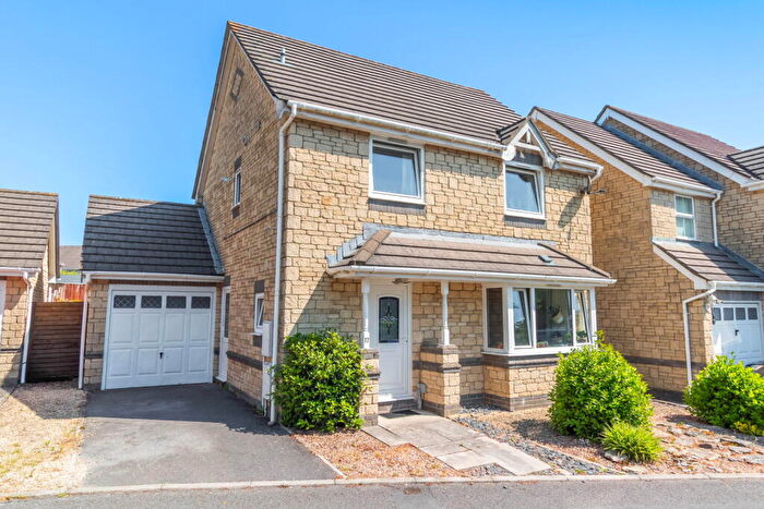 4 Bedroom Detached House For Sale In Gregory Mead, Yatton, BS49