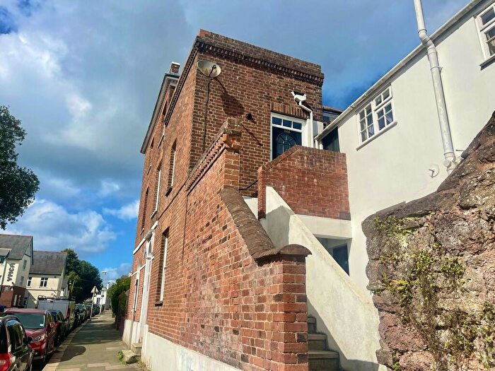 4 Bedroom Terraced House To Rent In St Davids Hill, Exeter, EX4