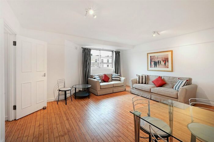 1 Bedroom Flat To Rent In Cromwell Road, Earls Court, SW5