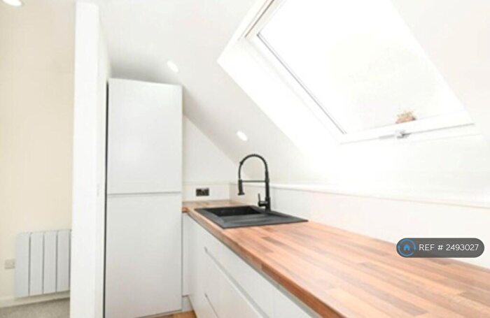 2 Bedroom Maisonette To Rent In Baltic Street, Montrose, DD10