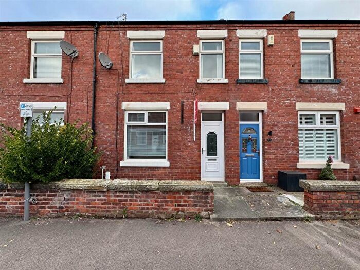 3 Bedroom Terraced House To Rent In Albion Street, Sale, M33