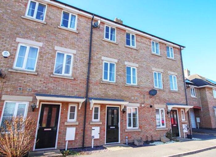 3 Bedroom Town House To Rent In Gabriel Crescent, Lincoln, LN2